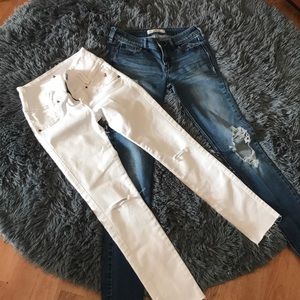 Tow jeans size 25 Hollister  and other 0 Colombian